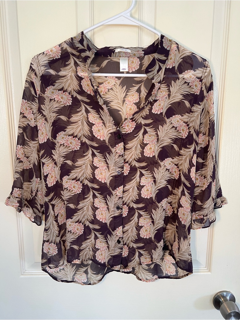Old Navy Perfect Fit Floral Chiffon Blouse Large Plum 3/4 Sleeve